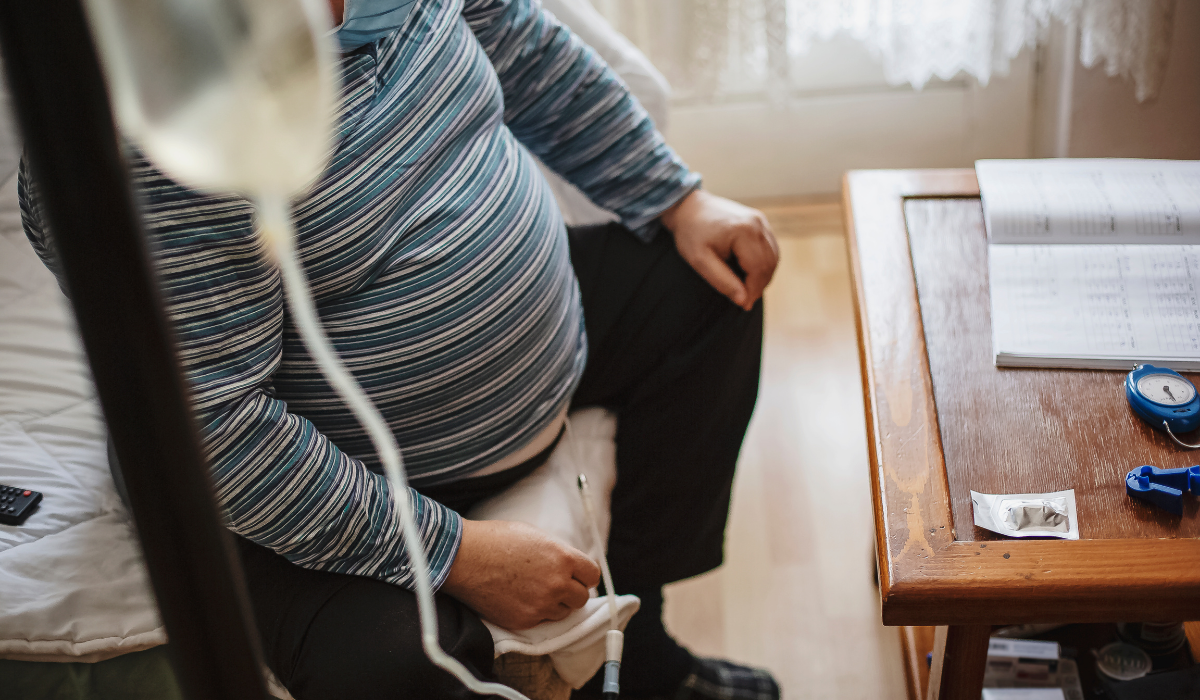Person on dialysis who should pick foods that are best for his kidney health